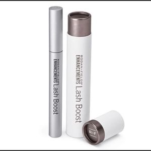 Rodan and fields lash boost 5ml Sealed new